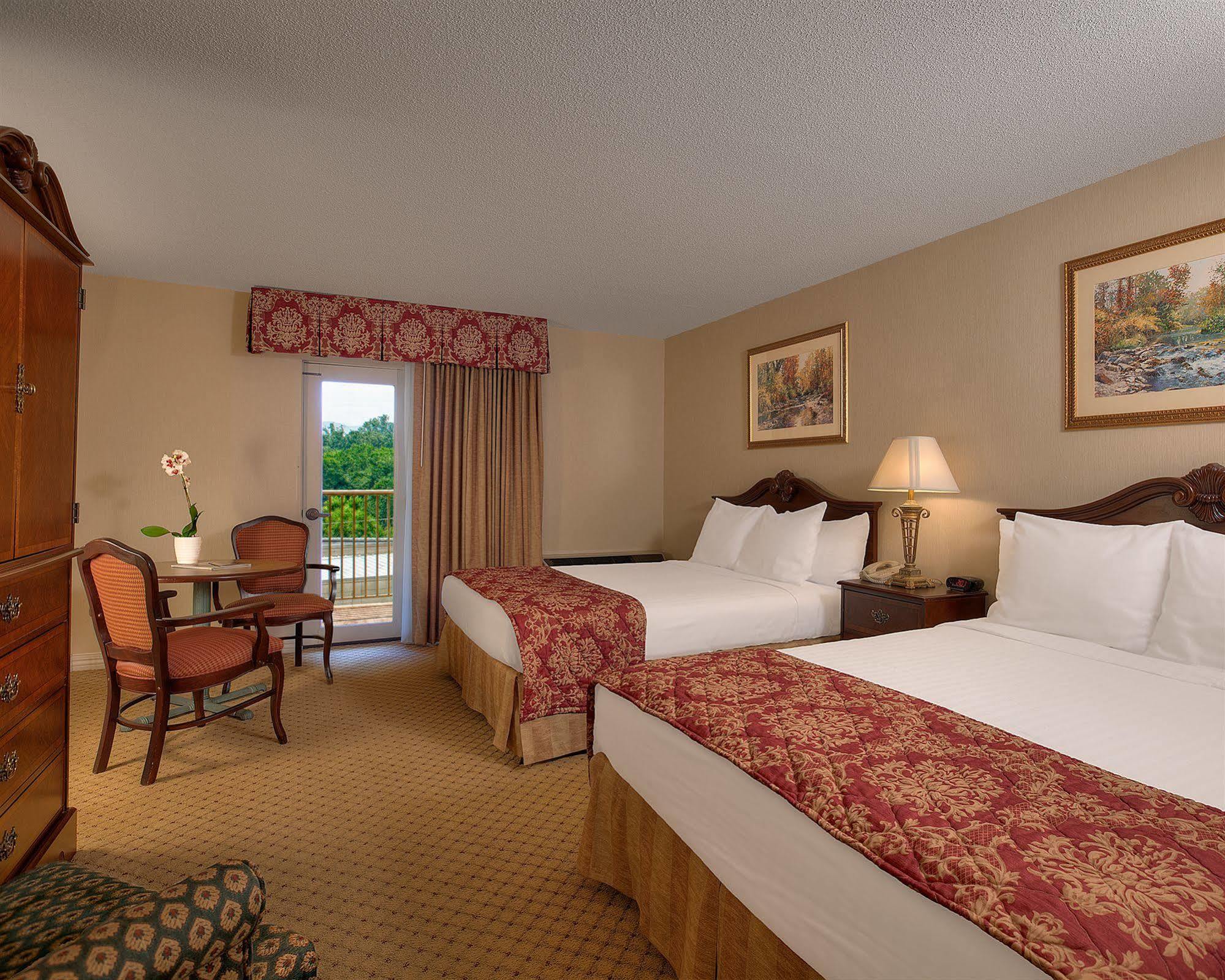Music Road Resort Inn Pigeon Forge Esterno foto